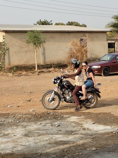 Togo Muriel Motorrad 132.jpg